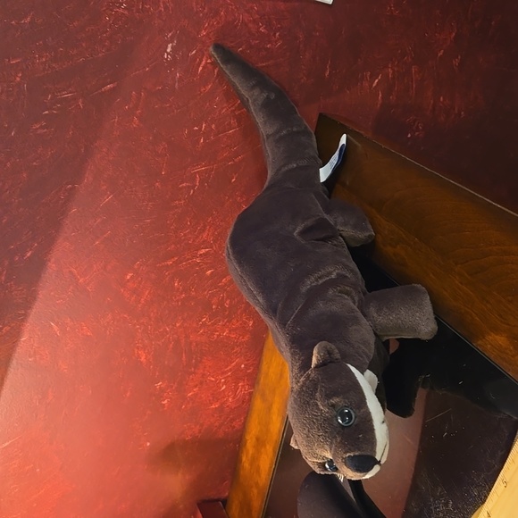 Vintage BJ Toy Co Brown River Otter Plush Stuffed Animal - Pre-owned - Picture 2 of 6